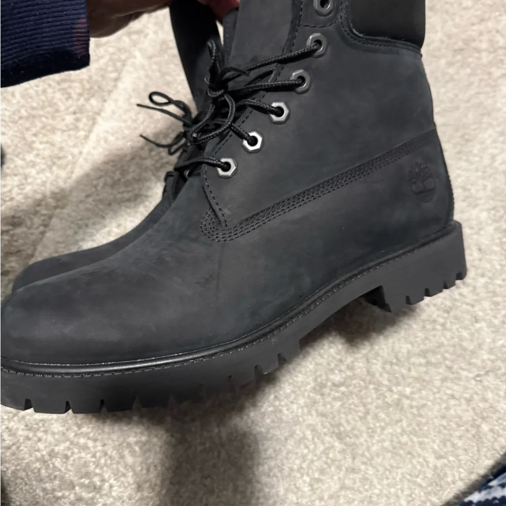 Timberland Men's Dark Leather Boots - Picture 3 of 6